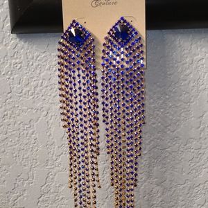 BEAUTIFUL & ELEGANT ROYLE BLUE DANGLING EARRINGS